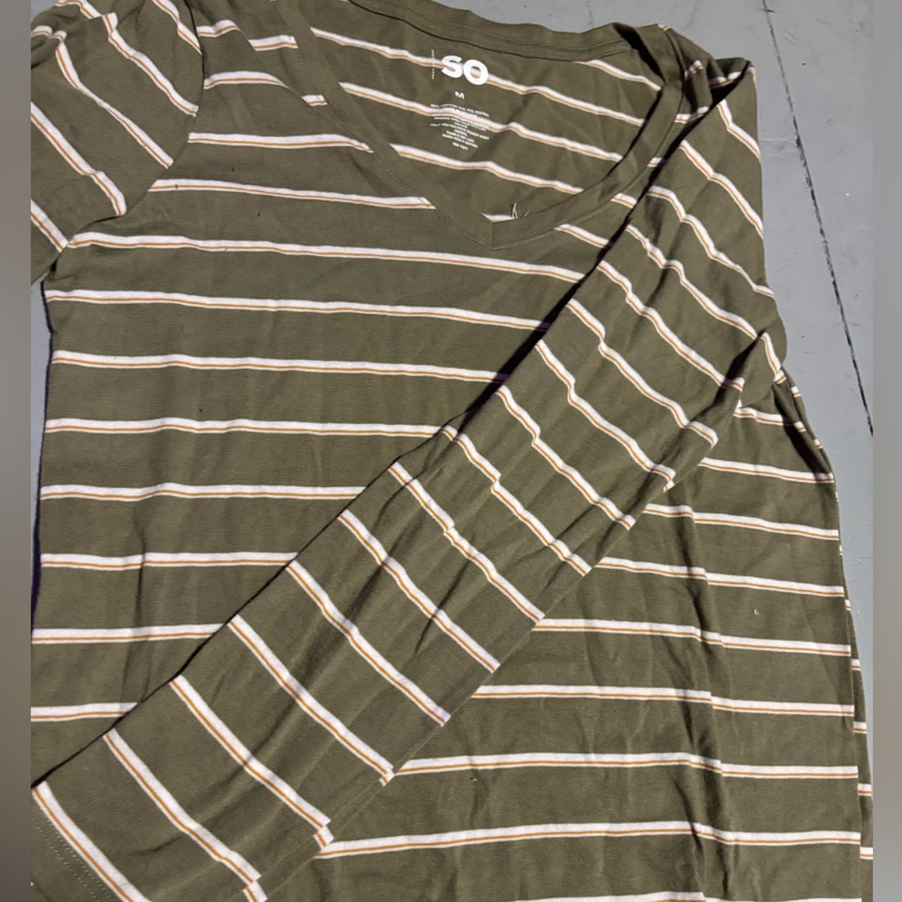 Striped women’s V neck long sleeve top